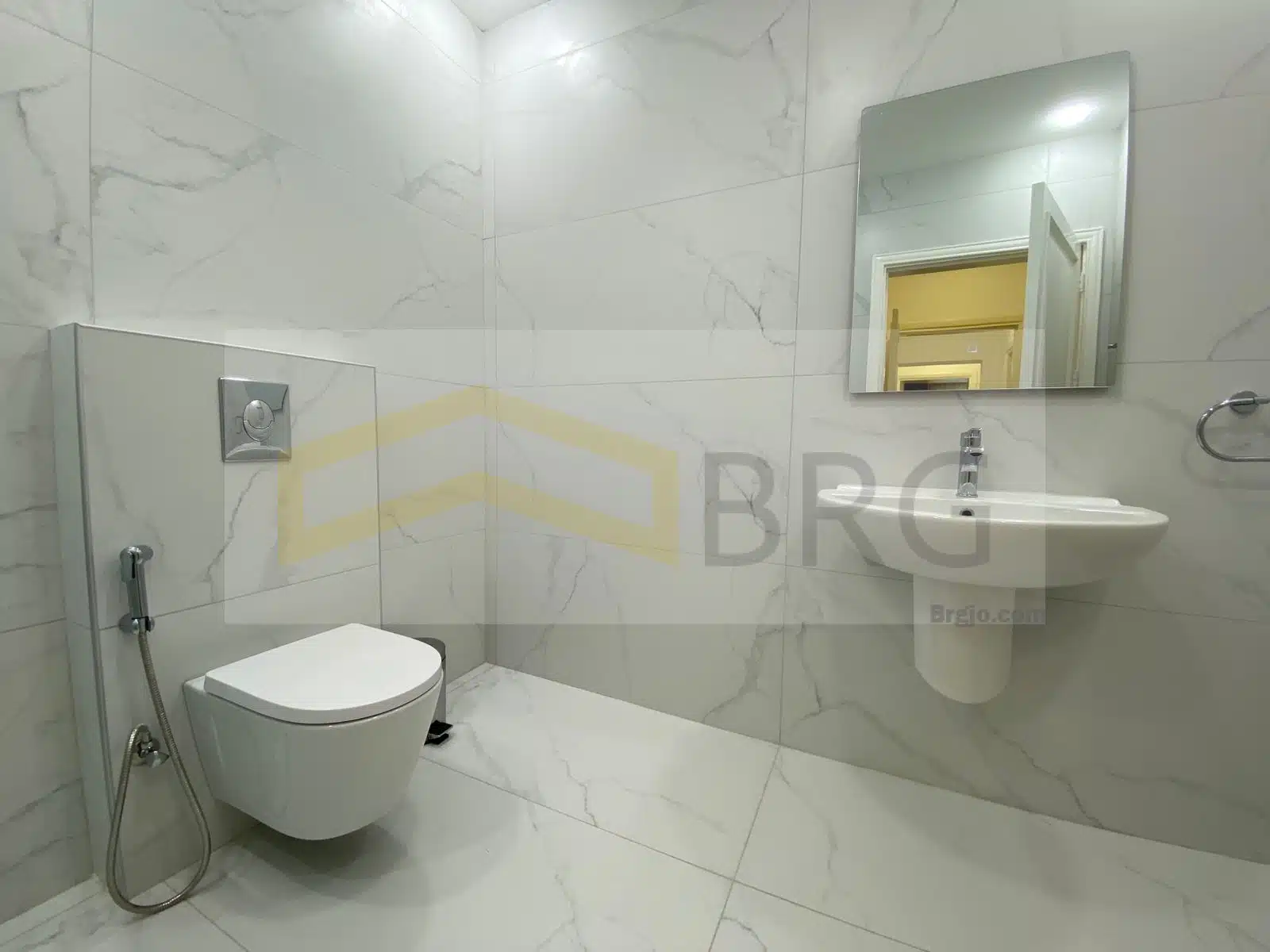 052c5b4a-8b61-49c4-ae7c-2b2bf92016e9