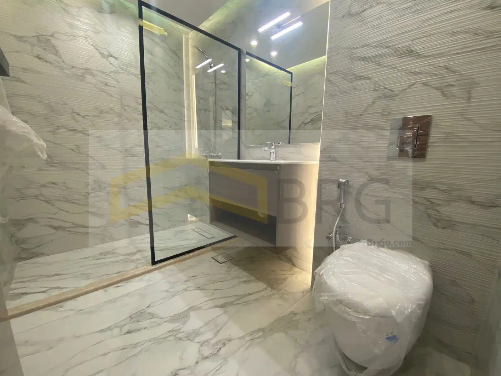 46b1028f-06ee-470e-9a1a-3b0a6f3e218d