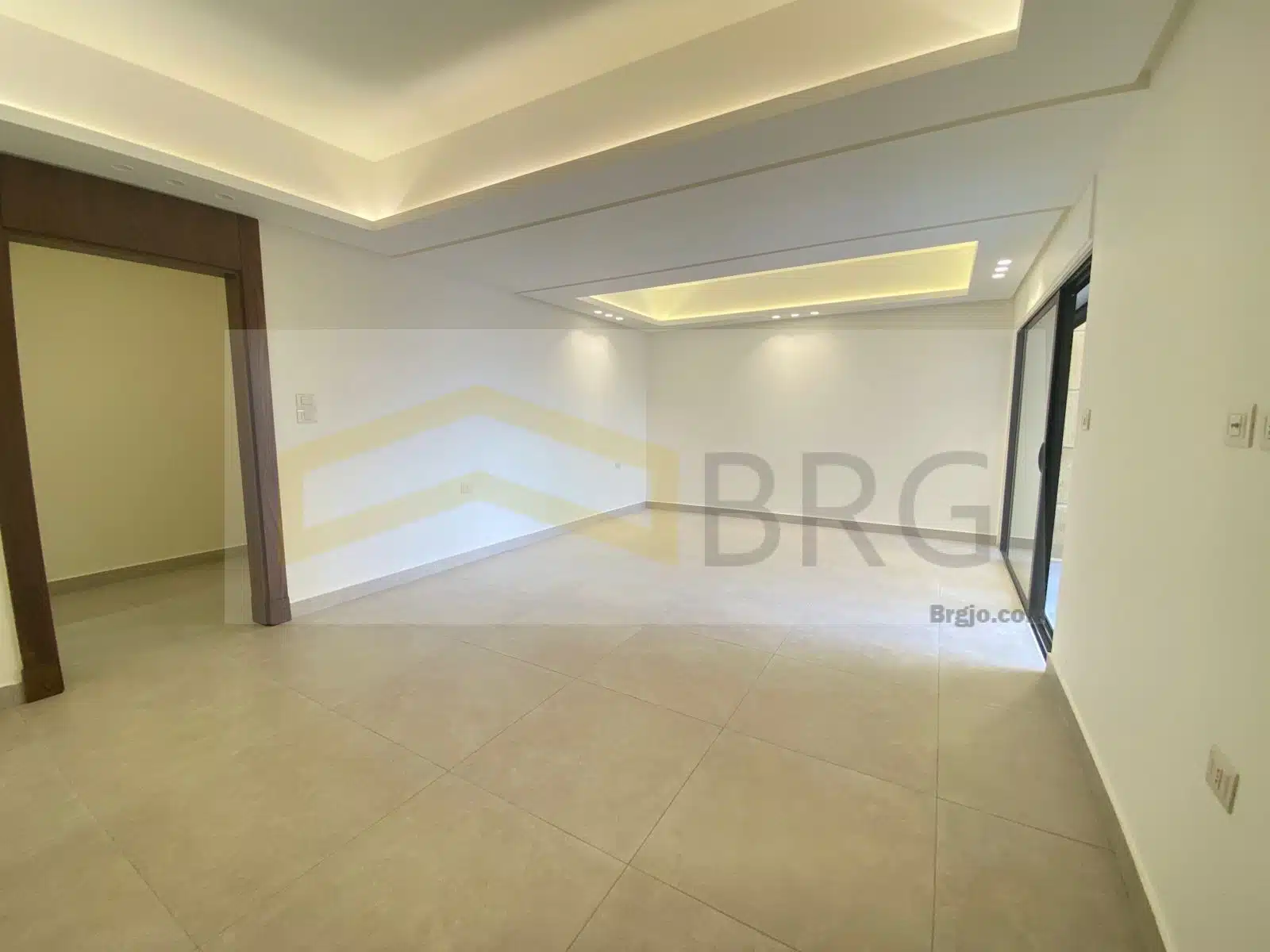 50217baa-6981-493f-af9f-a4e26f98c74e