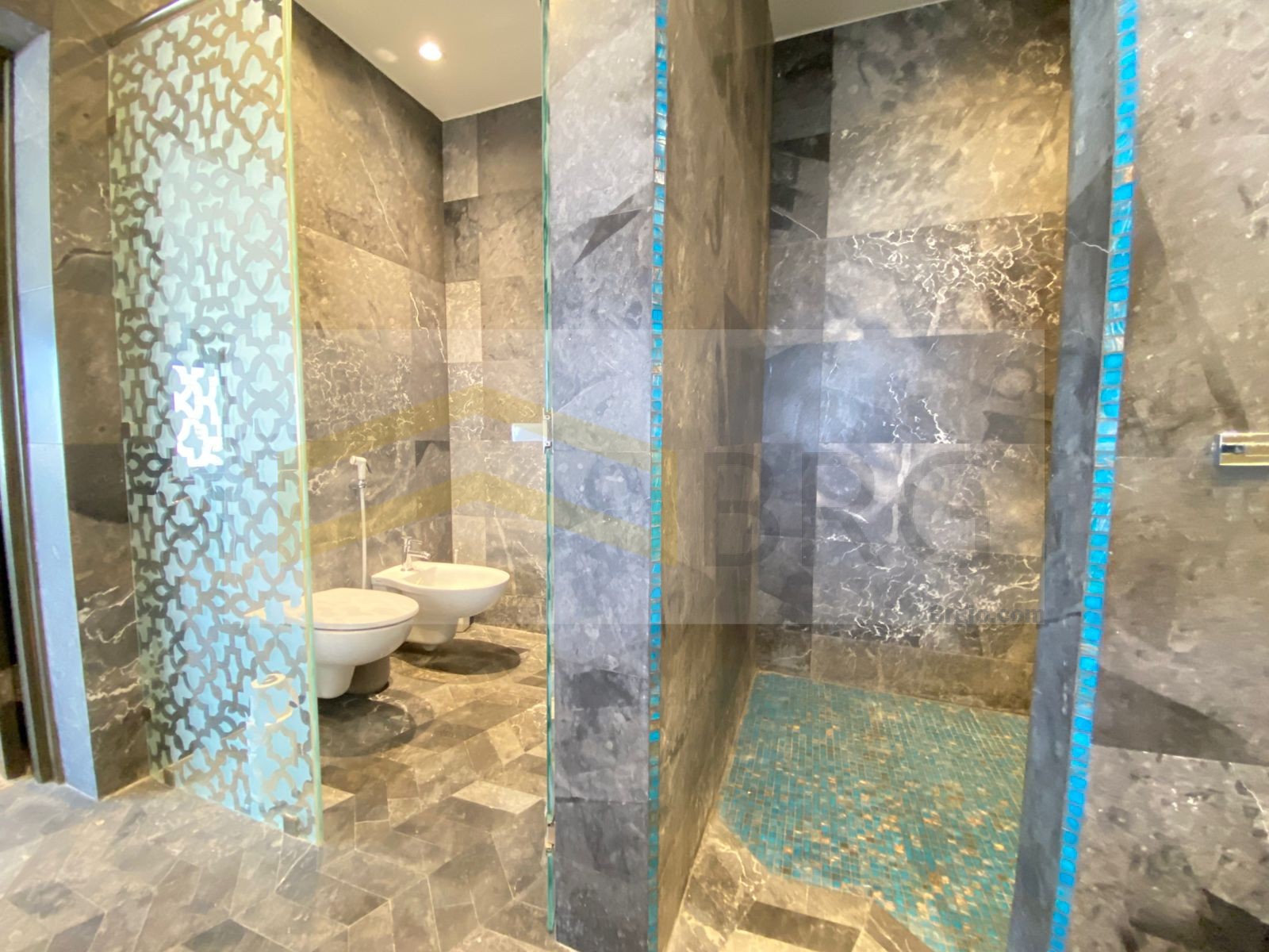 6ae903db-c74c-4442-b390-a04fc3e7dbc2