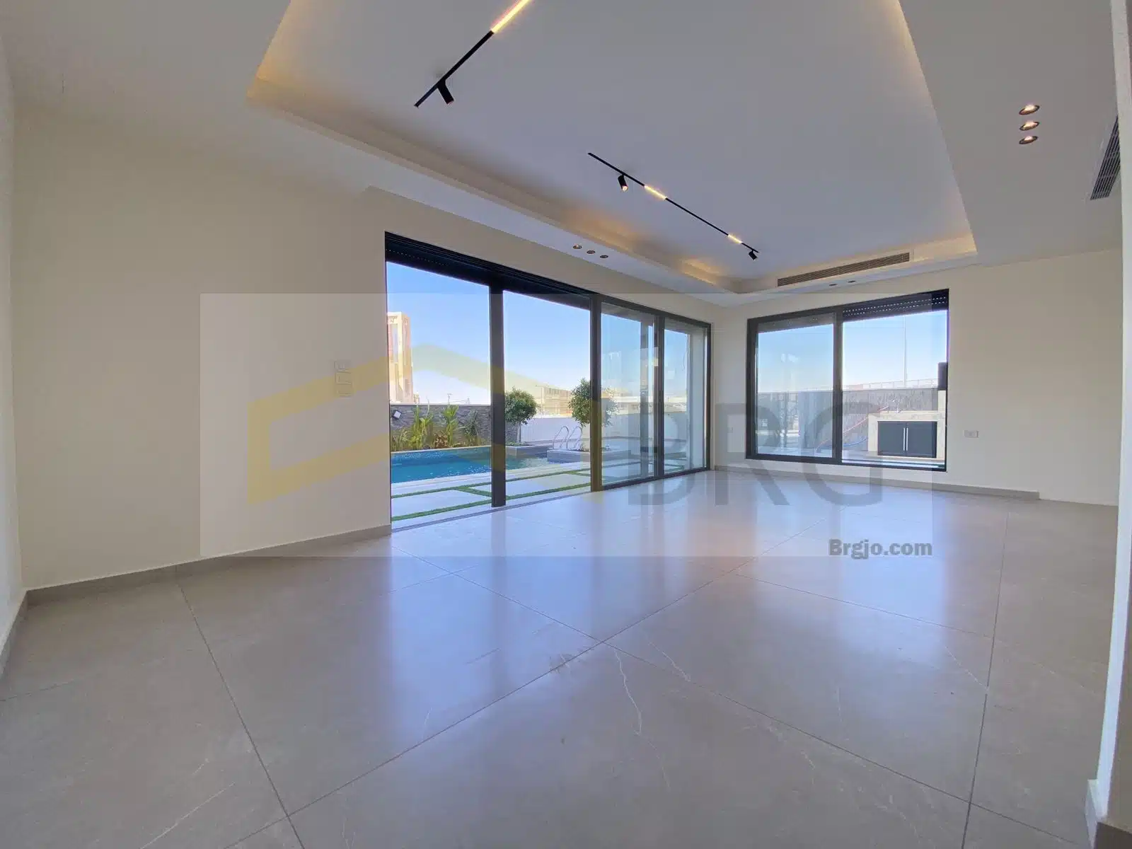 b1ea0c65-5e25-4d04-8503-8ce74f35e21e