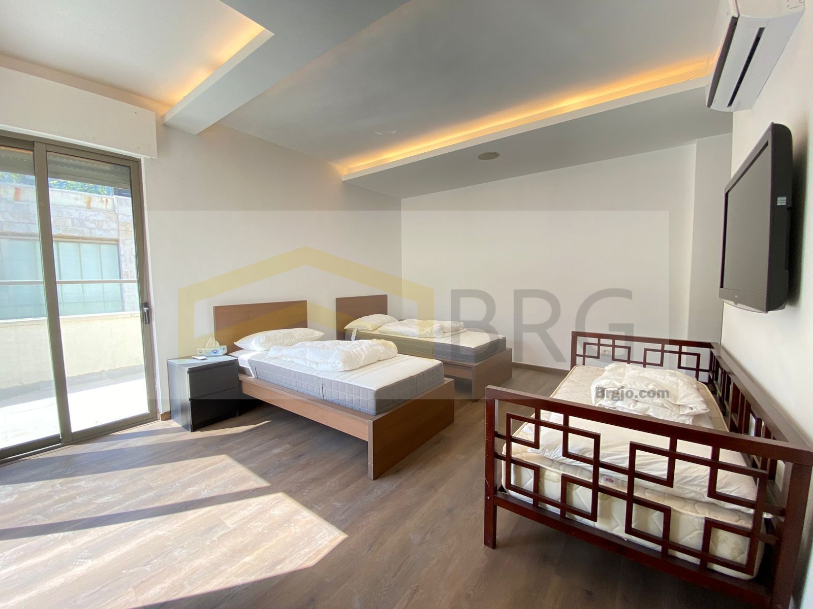 beddc09e-82c6-498f-bb41-2fe2219e8942