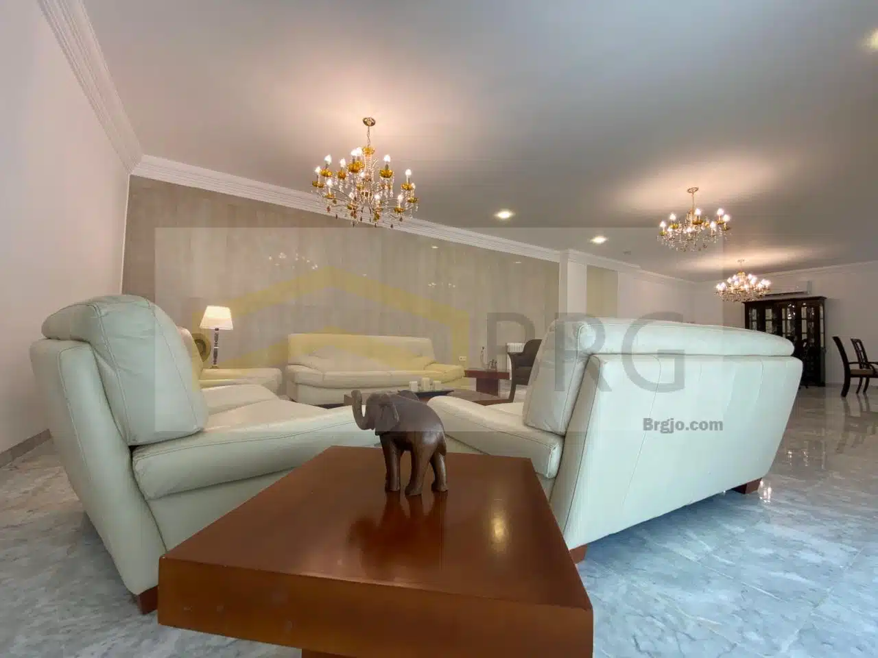 c2a30055-8d2d-4d60-b5a3-566643cb1bb7