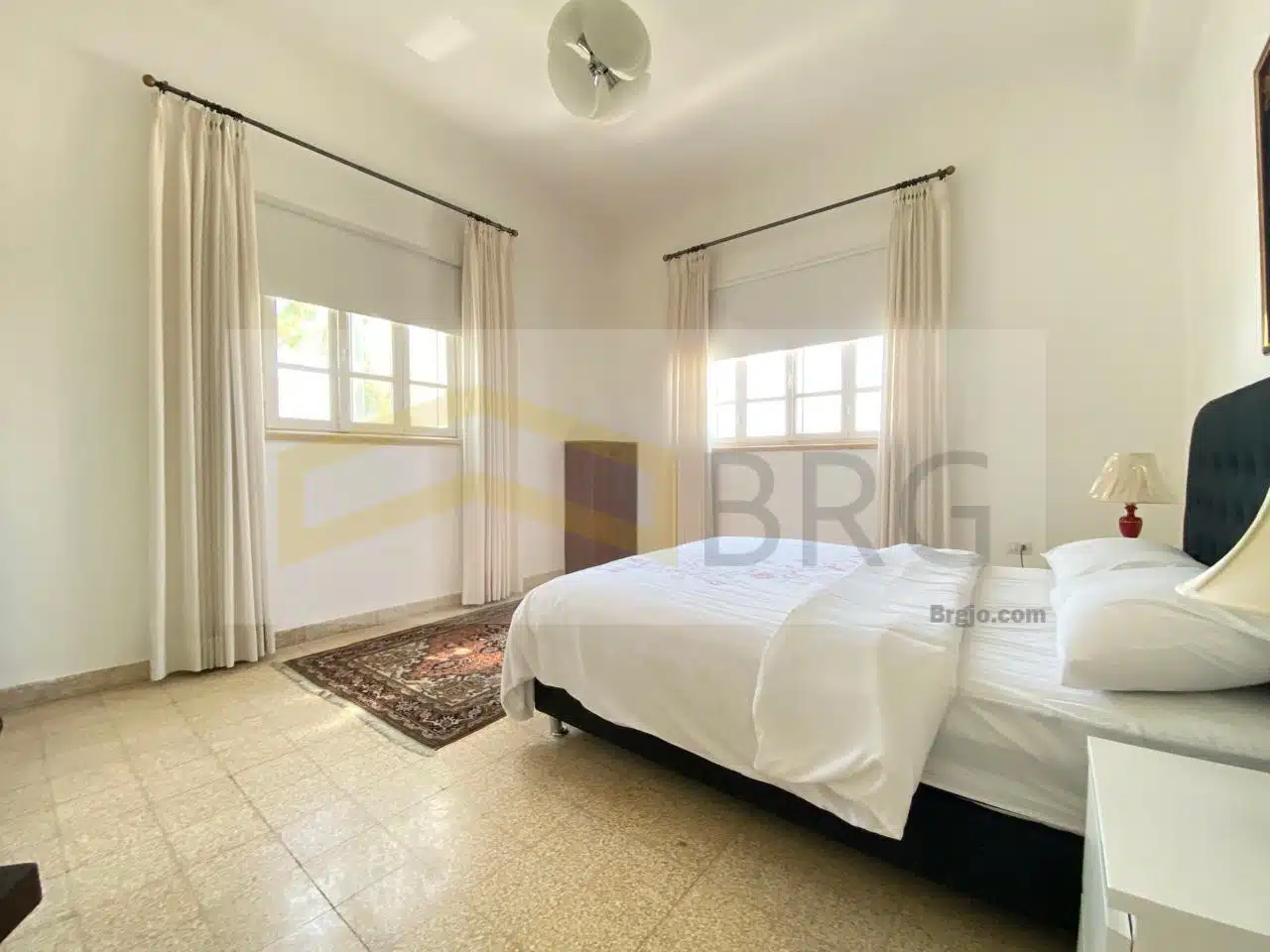 ca181601-6a3c-4708-9350-c1023efd5410