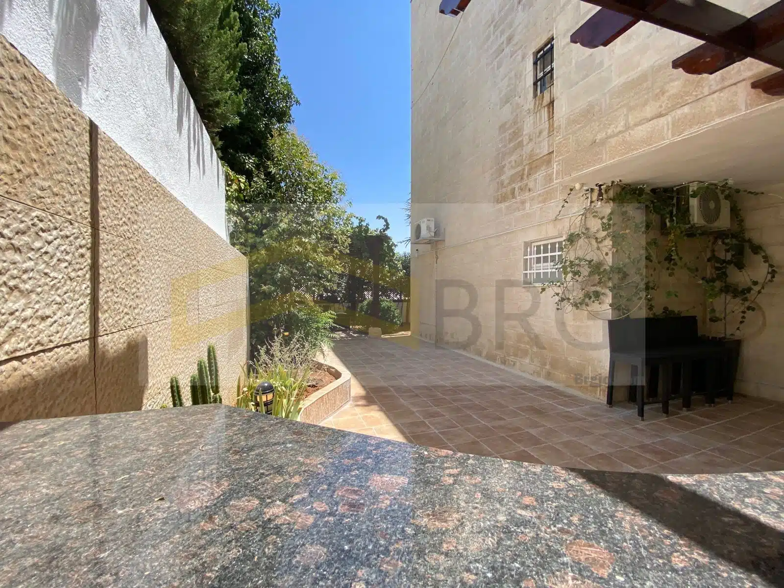 d777b66f-8daf-4c54-ba23-2270ec971943