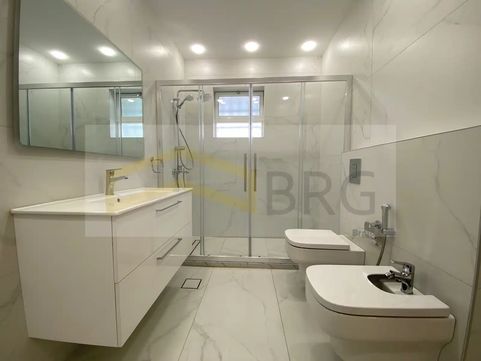 e2aedfb3-ef53-4628-9d99-34ecf03b49c1