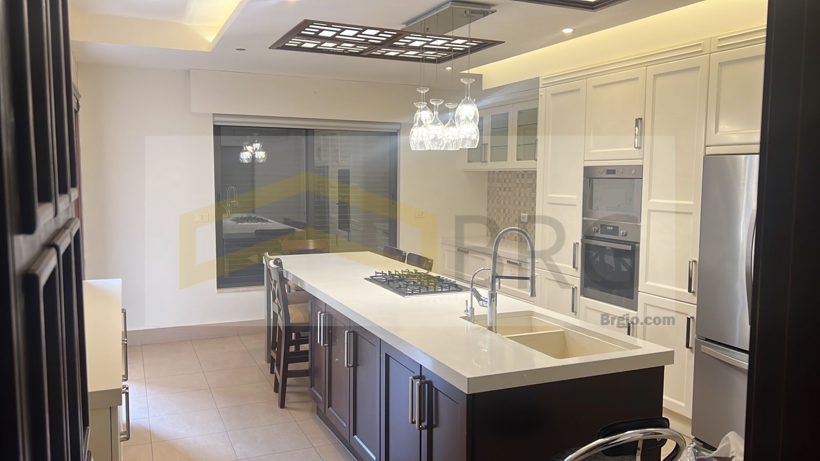 033256e8-954b-4eda-94bc-0050a00db423