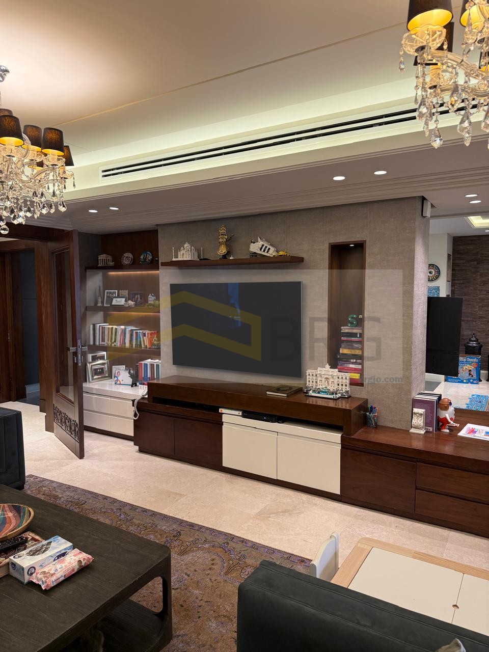 0c053ab0-a29f-425c-933c-9a31262f6f8b