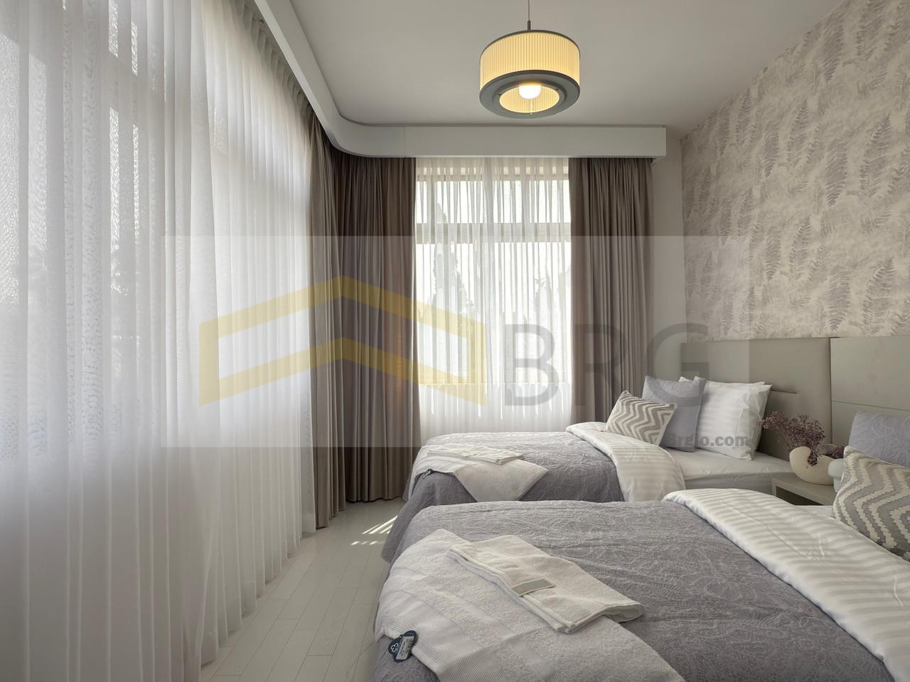 0ee5ca3b-4edf-4d27-8e5f-4d0bfd1fb9d0