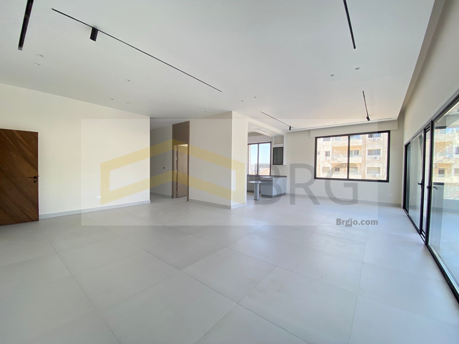 1b0535a9-dc07-43c4-bee8-acb13e967f8f