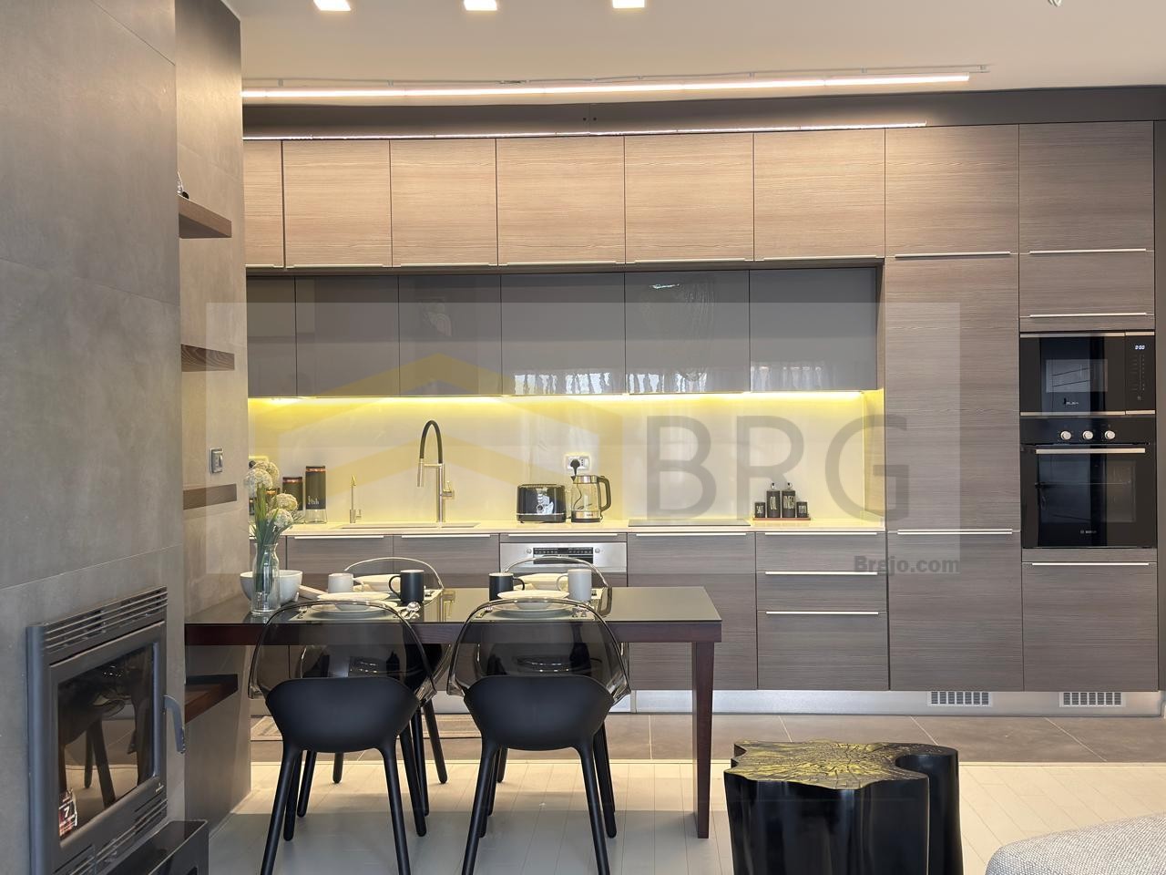 265aa0ea-dbeb-4314-9651-a874c6bd2a5b