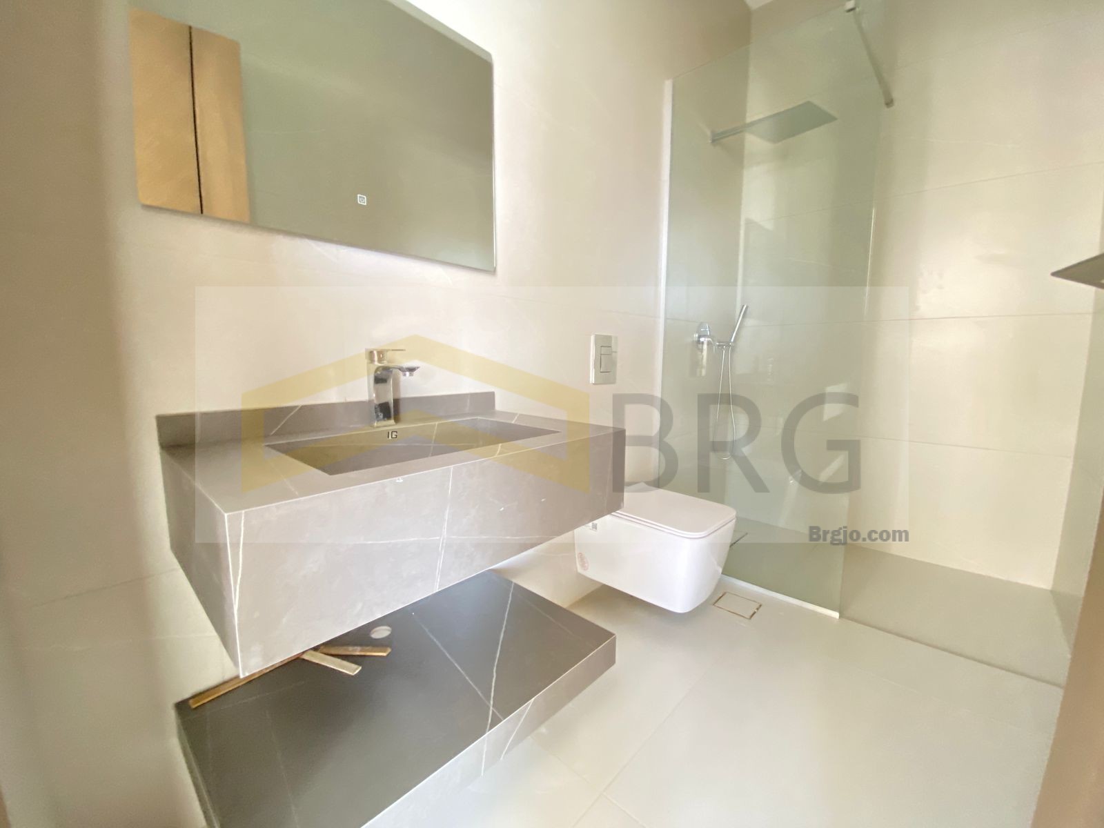 280795fa-d1ef-4443-bcc1-51892b9fff56