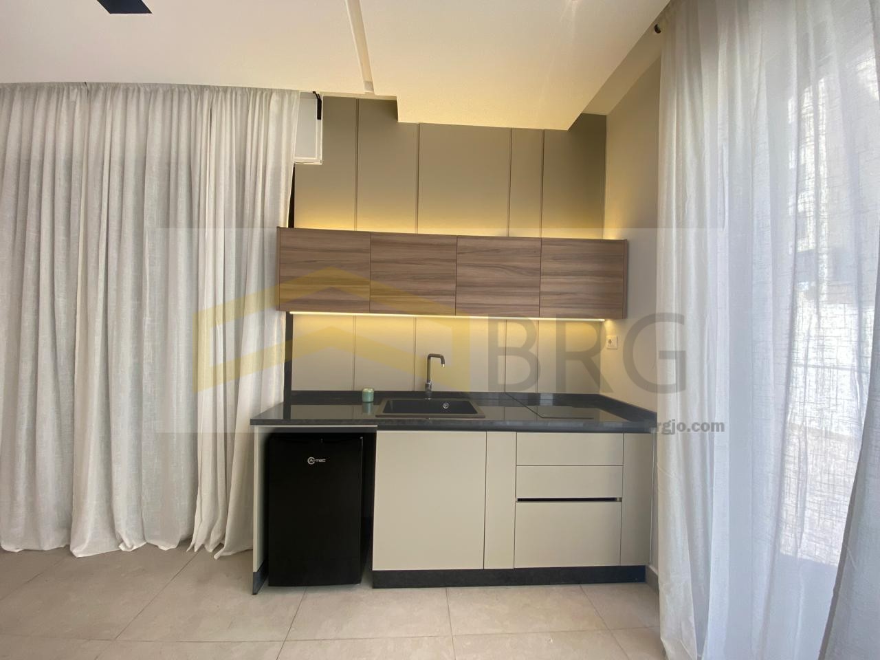 2ad1c951-8e97-443a-8268-1c06c1f9e2e3