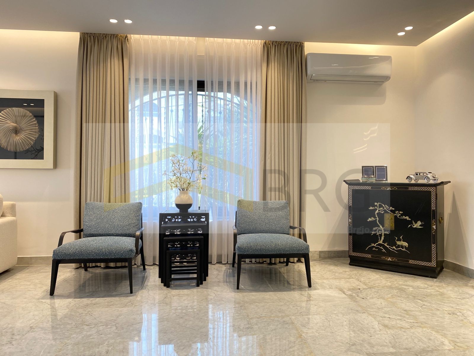 38ef7dd4-e38a-4953-8147-8dec941e5e77