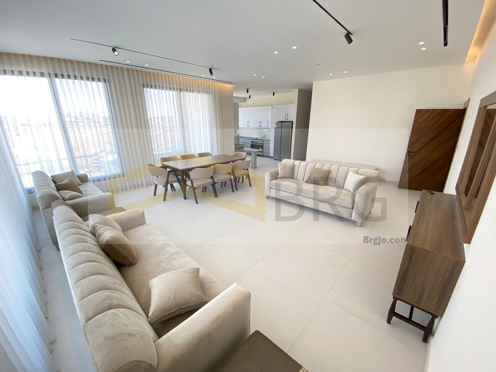 487dd78c-59c7-48bd-bfb3-68833fac2743