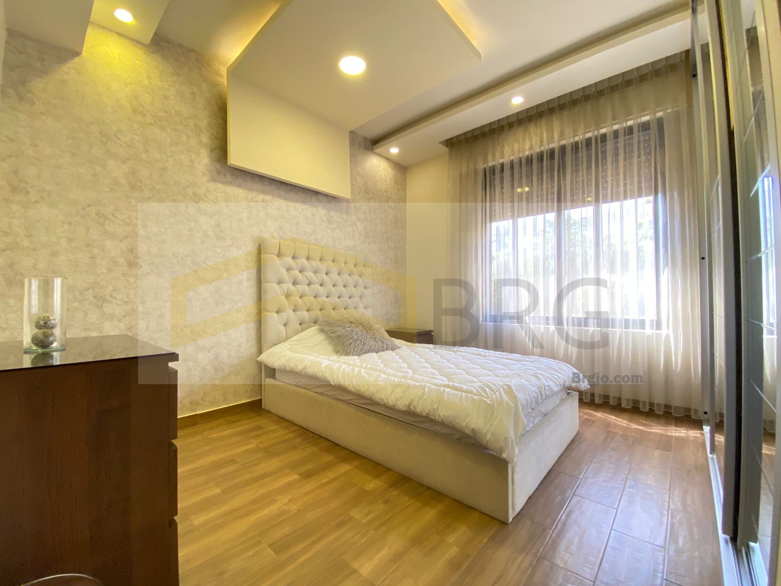 55e0ff42-ecf1-4f3e-b8b2-a3a856422d07