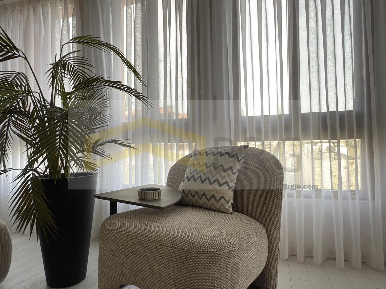 5b813903-5685-4a6f-85d4-be4c83a94091