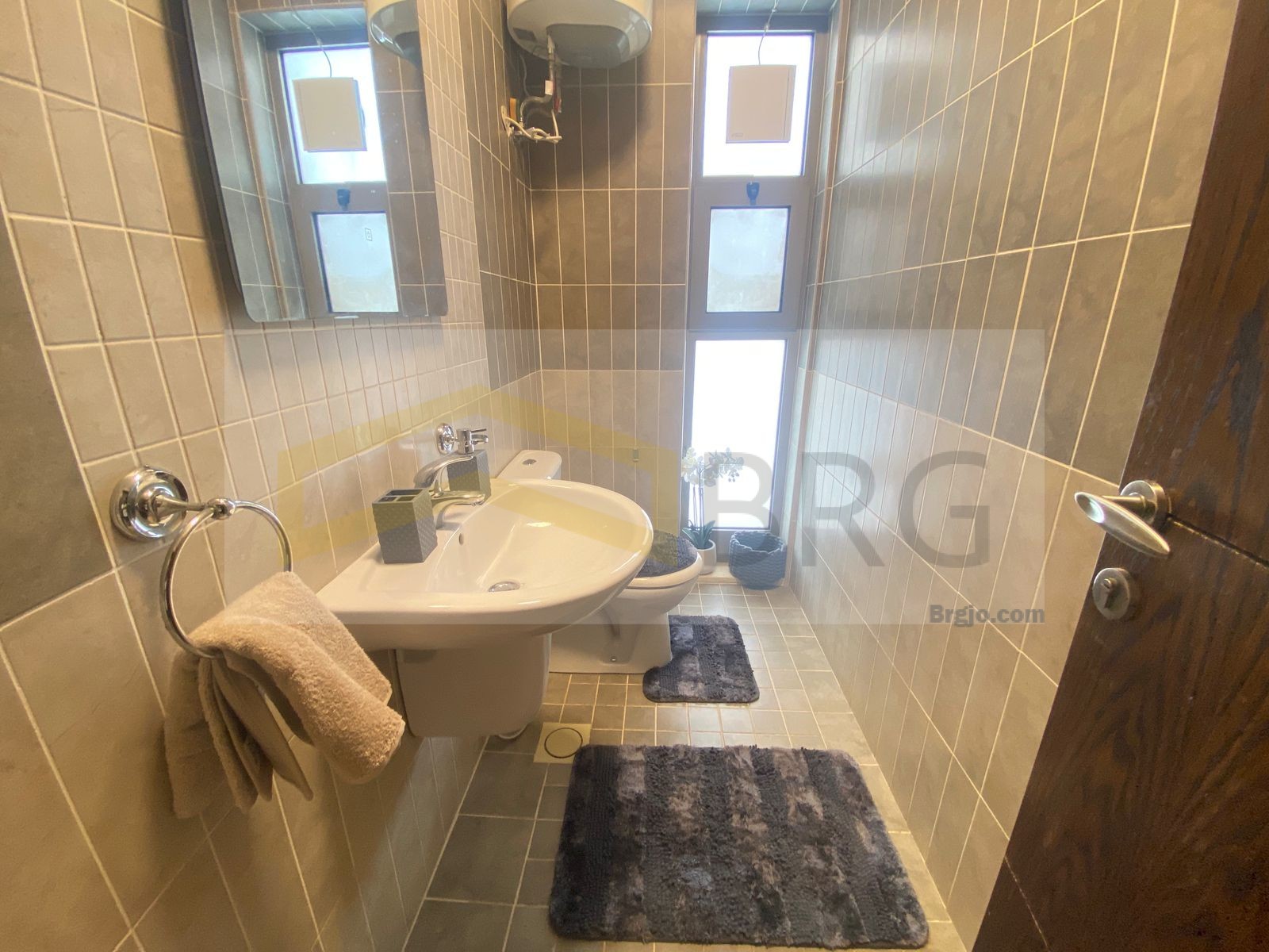 5bd752ca-0bd5-4b77-8f04-51398feb701f