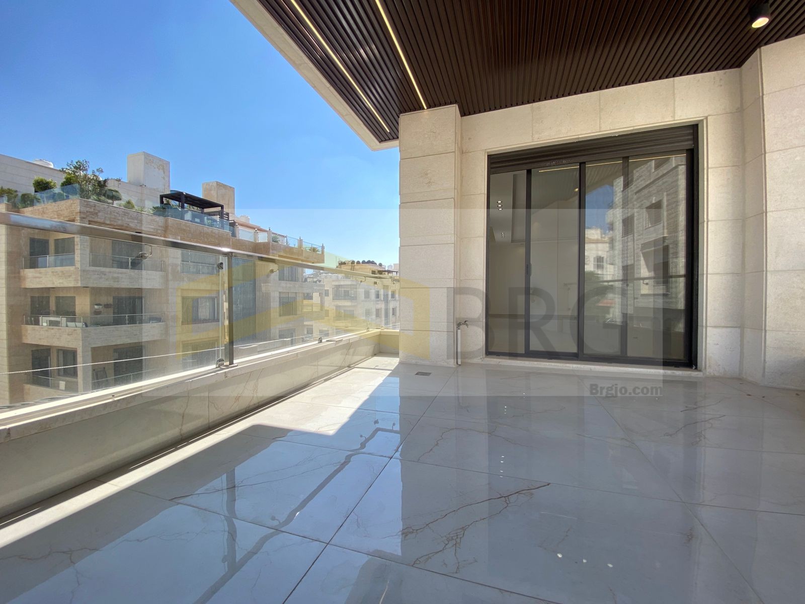 5fa8bc12-8447-43fe-a8cf-f3bfeeb3da70