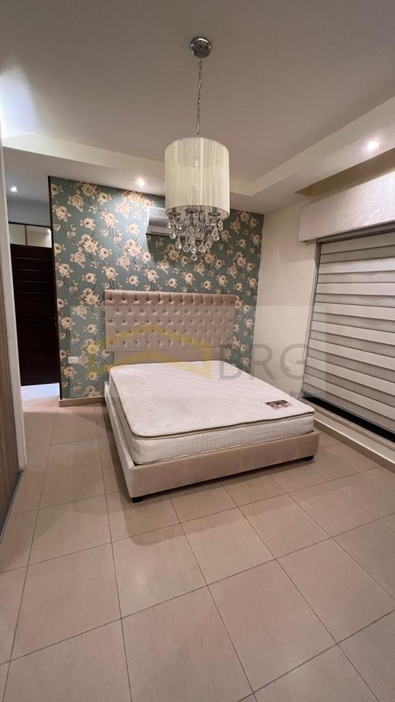 67703675-f965-4d17-8b38-291b2c0b5248