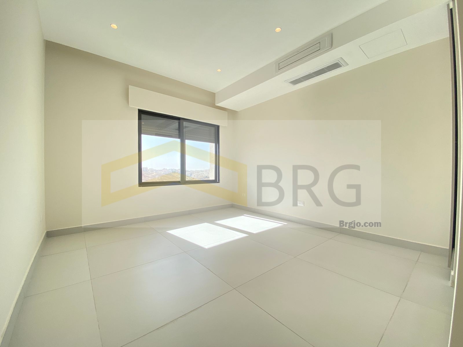740c3fcc-1124-495a-bf9d-ec031cc85641