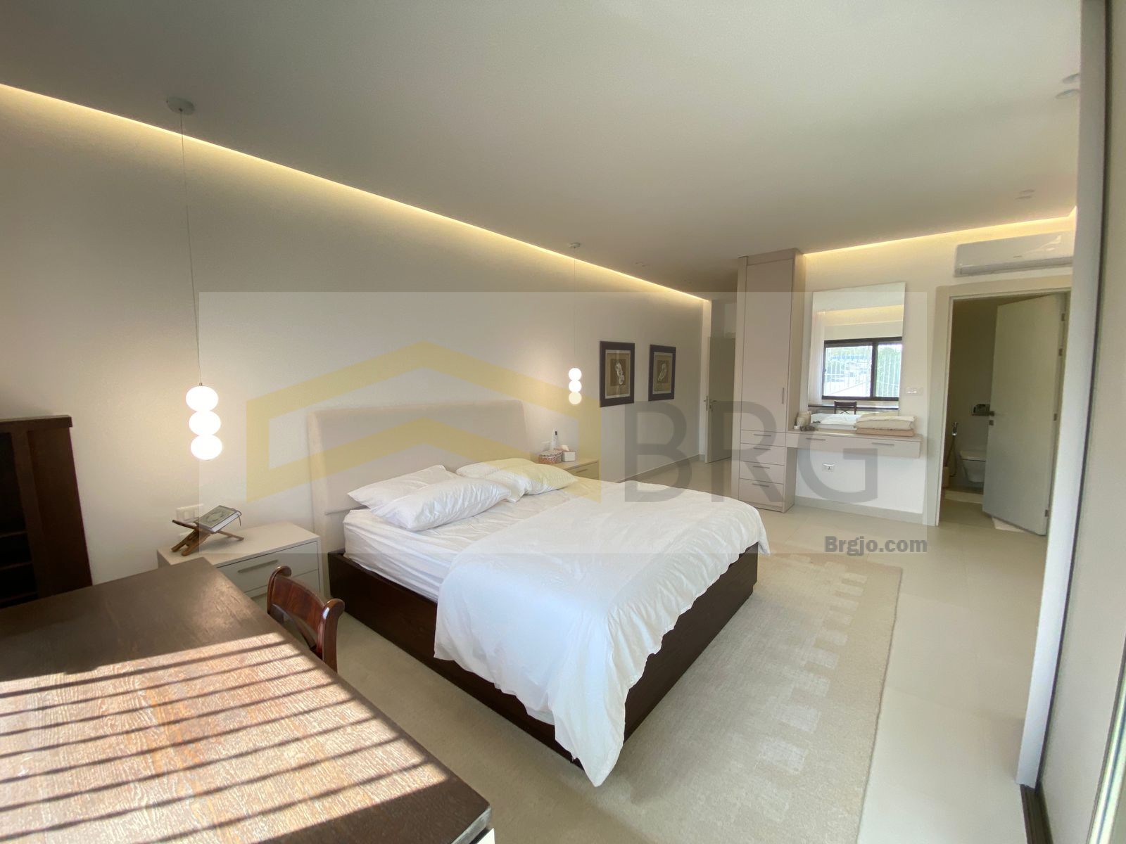 75596bb2-dc40-409a-a81a-8b0d6946e0e8