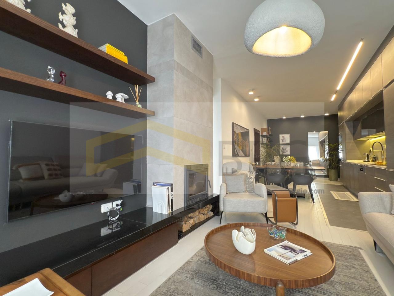 7965a380-991b-4c15-854c-61db284a6c2b