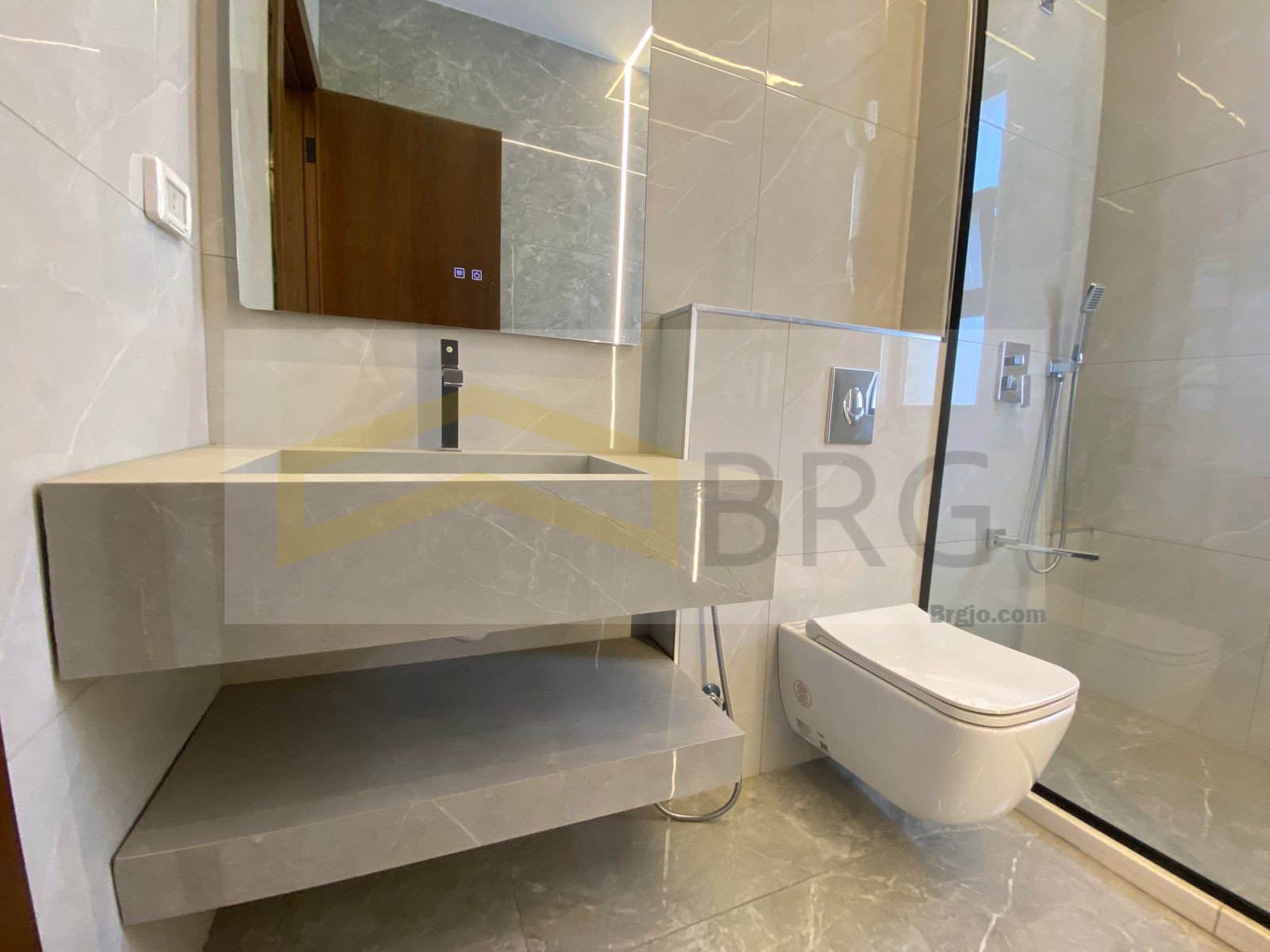 7f7f31f9-8749-45f3-b725-46ee2e184d83