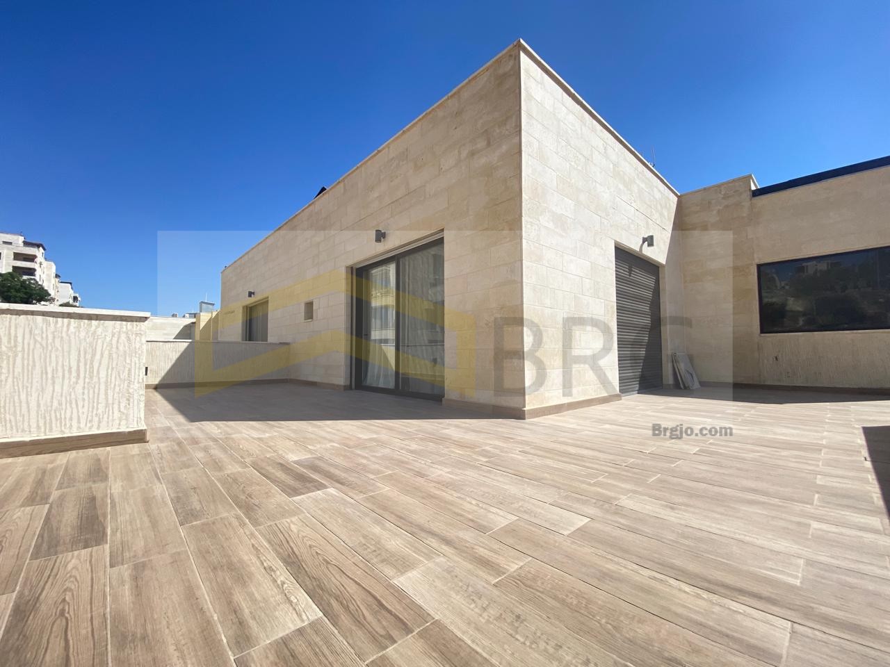 83ff402b-261b-4ee3-8d89-8930c05d8093