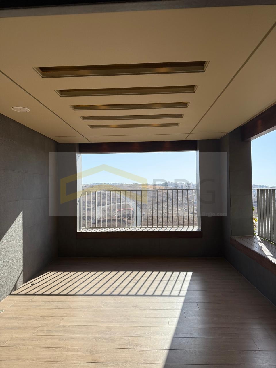 99a6b220-32e3-479d-99a6-dccb17f0c3d8