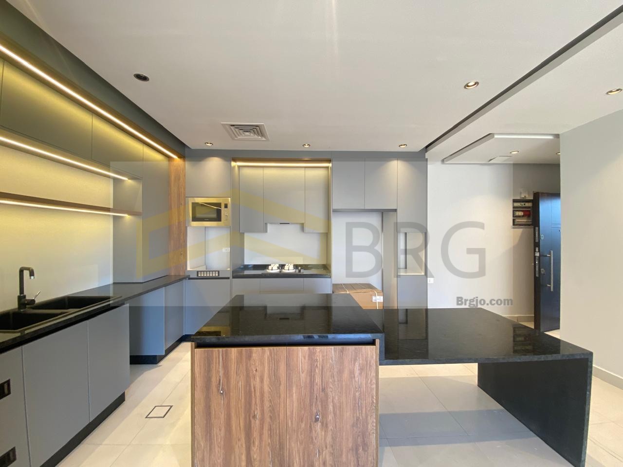 a1fdd1a3-c057-4f46-9c88-50cc273416c7