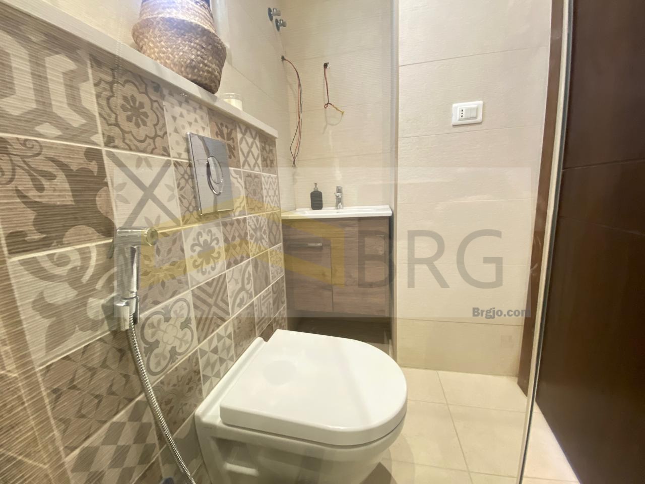 ab210498-11cf-432c-8fb0-82a64ad78823