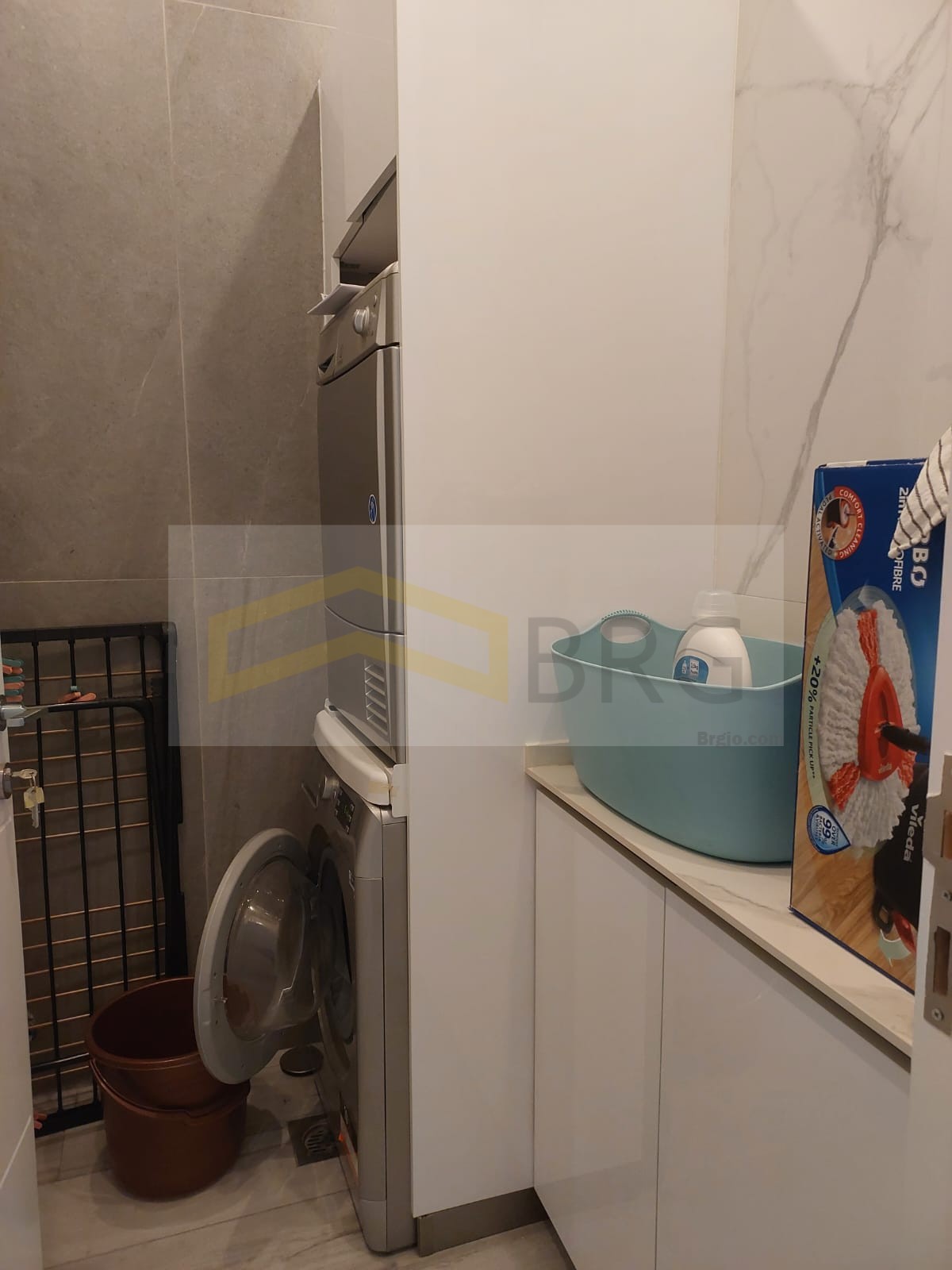 b0343f1b-b585-4610-a48e-d76008ea1c08