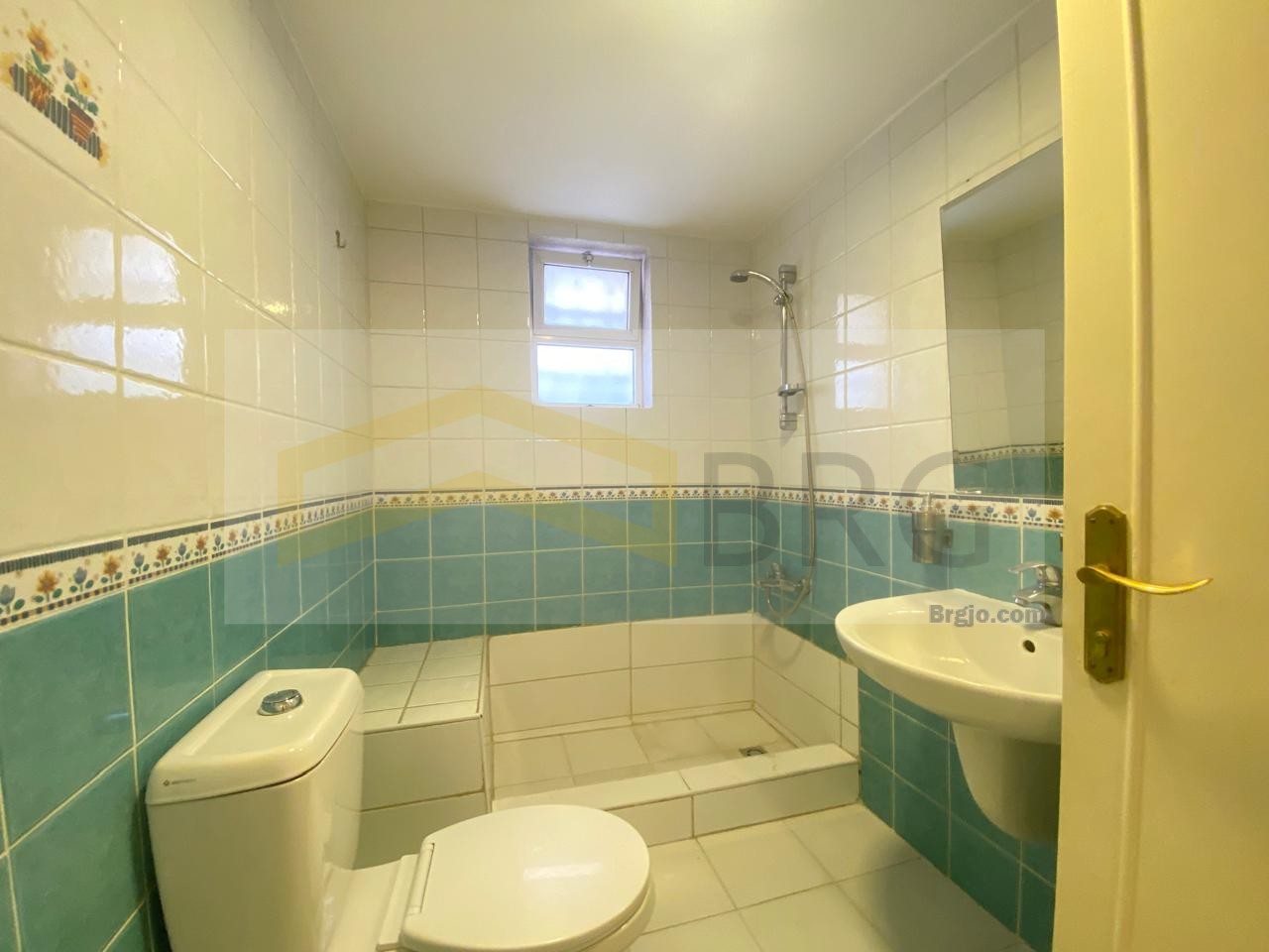 b1da94de-ac66-4784-81f7-fe15bc0f19e7