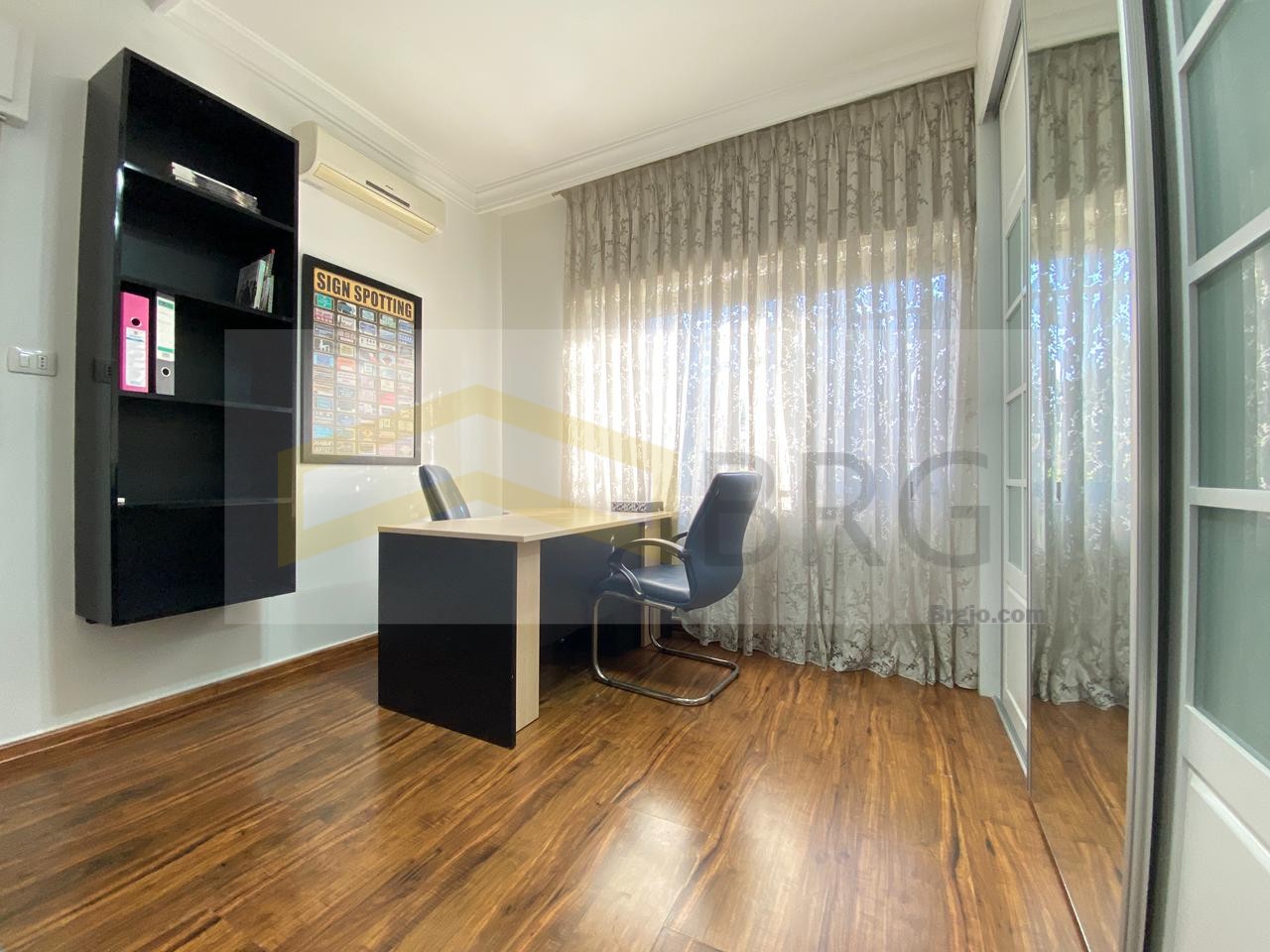 b9327469-1cbc-40e3-a93f-a80278911157