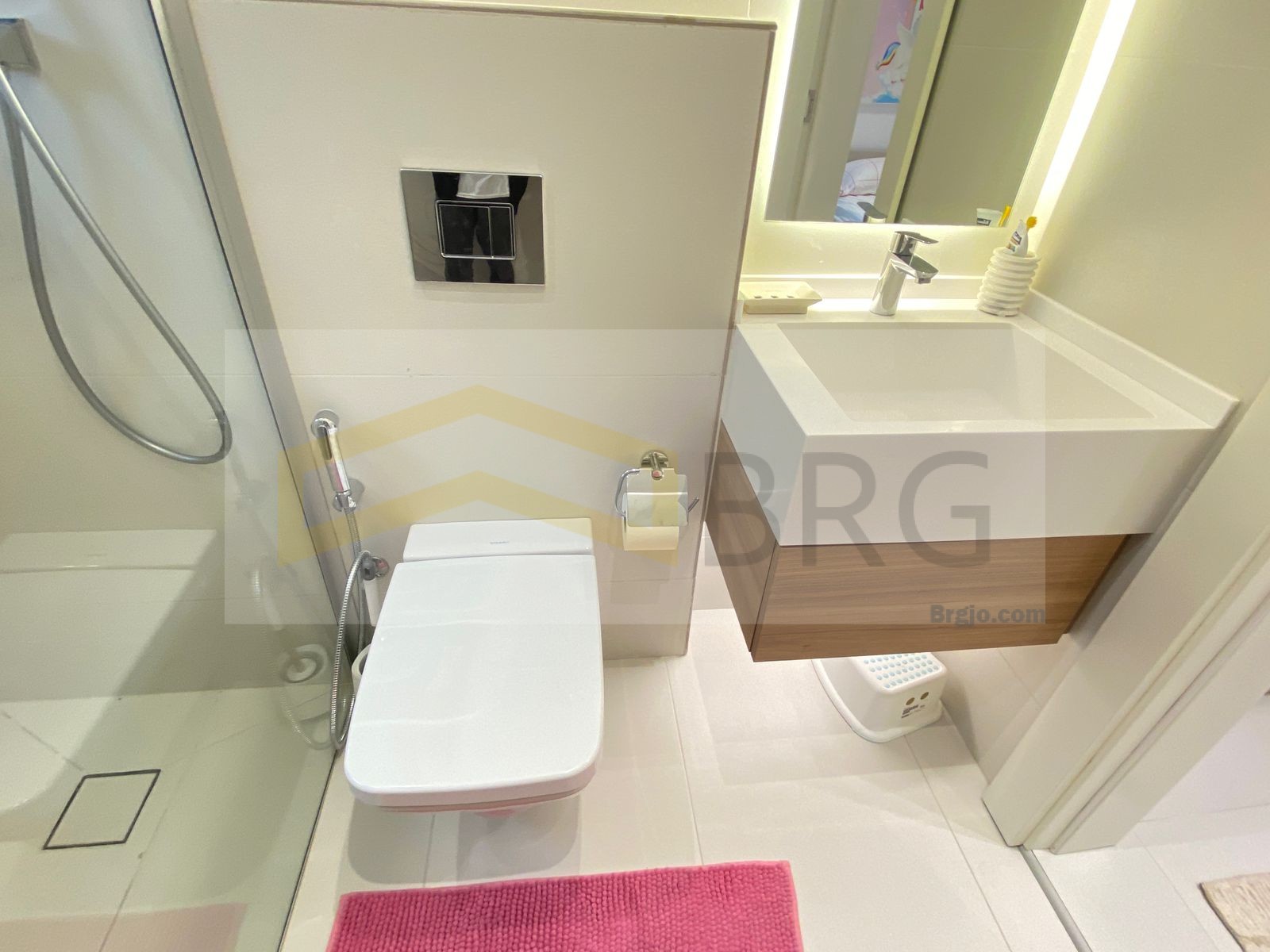 bb0880b0-8835-46f9-9624-6b30a88a45f3