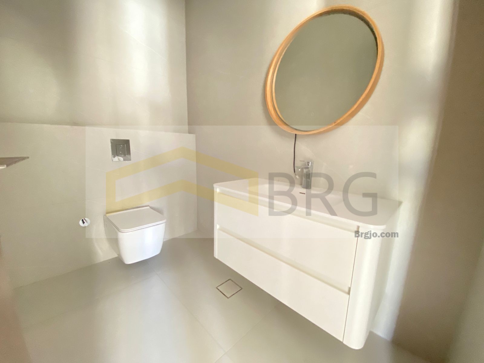 c0e84b0f-2273-4834-b53f-c682316ada84