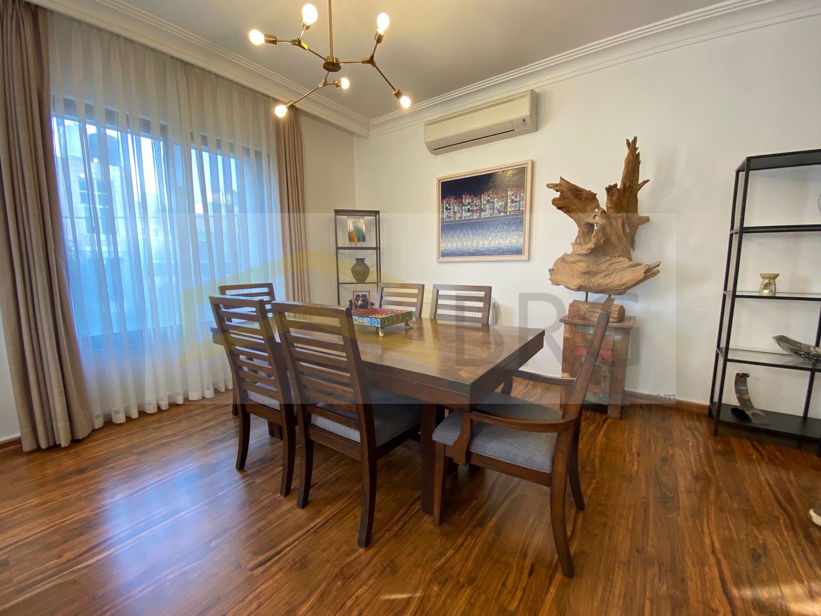 c913c05d-94e2-484c-9e32-7f7ee1718173