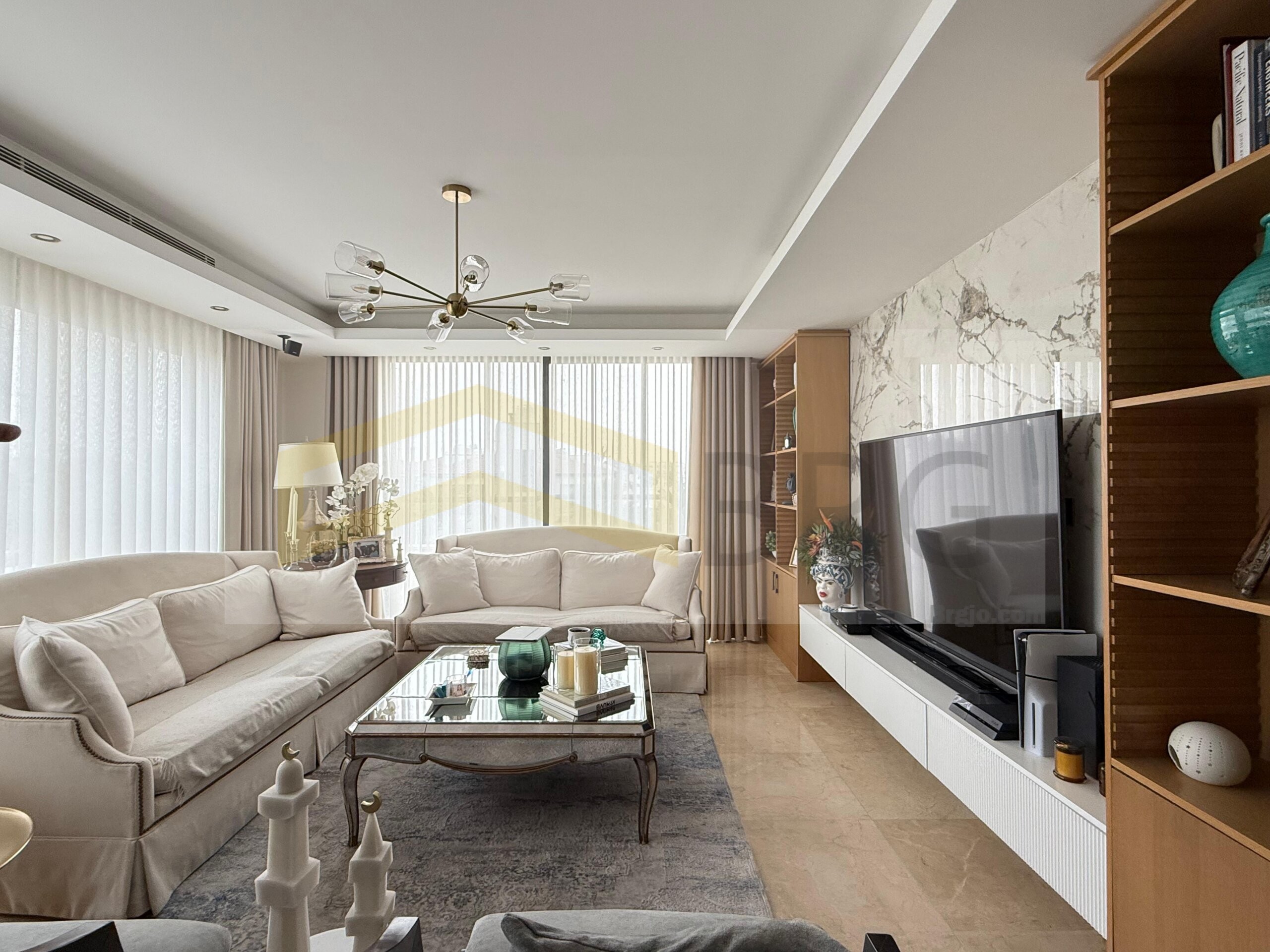 ca6557e5-775b-466b-a01e-4147406afe4c