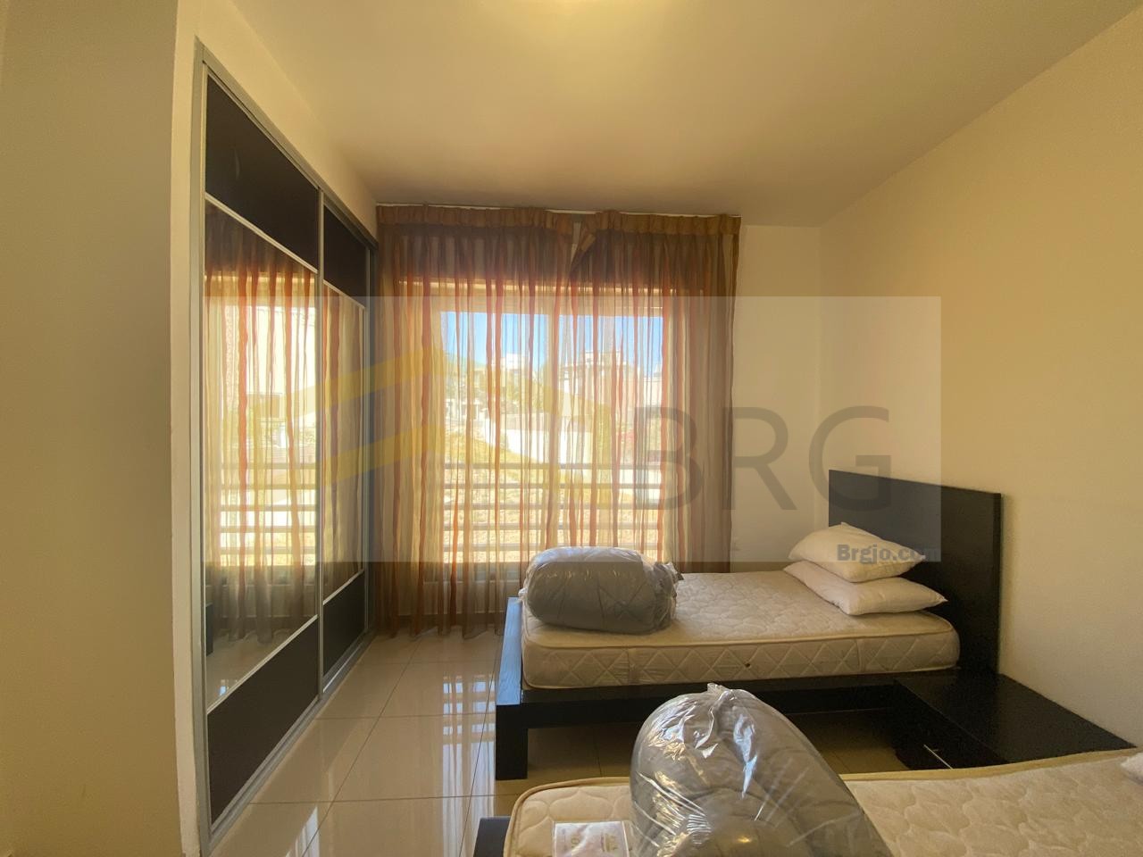 cc14c919-3a86-4dd8-a790-517e51fd70c2