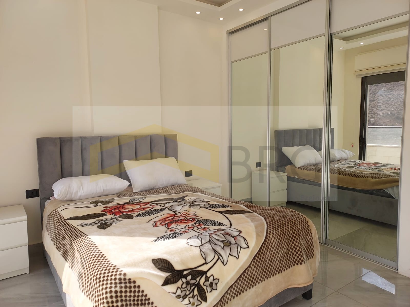 d989d8ce-b368-4c8c-a13f-1a2cea1a9125