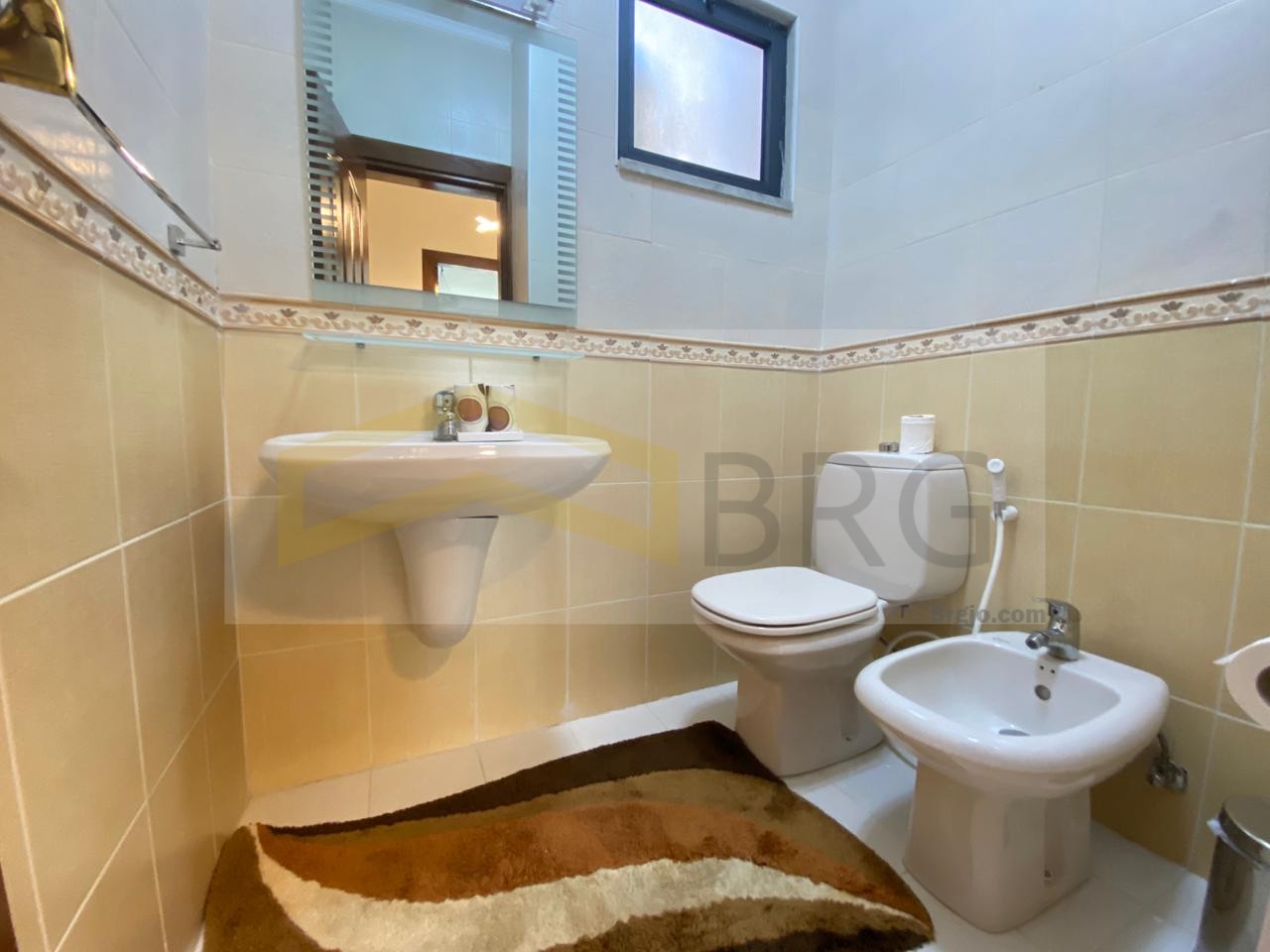 dfeaed51-6fb0-41d0-8804-0816745c7c6c