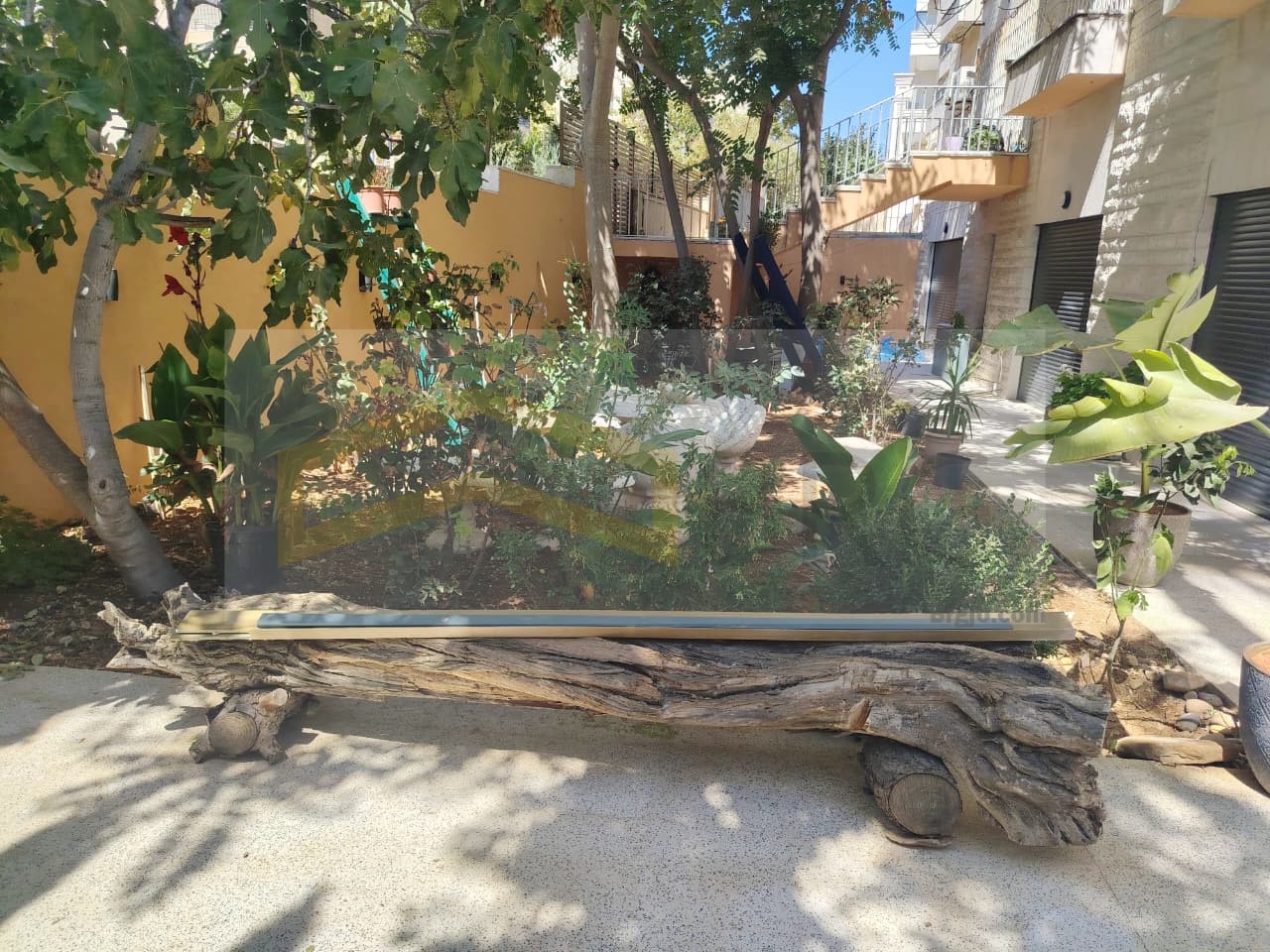 f458c04b-5f21-4932-a9ed-bb14f87ba99e