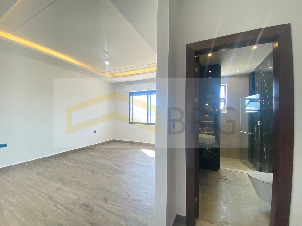 fbc2b176-4dfe-4f8c-b024-26c71e1637e9