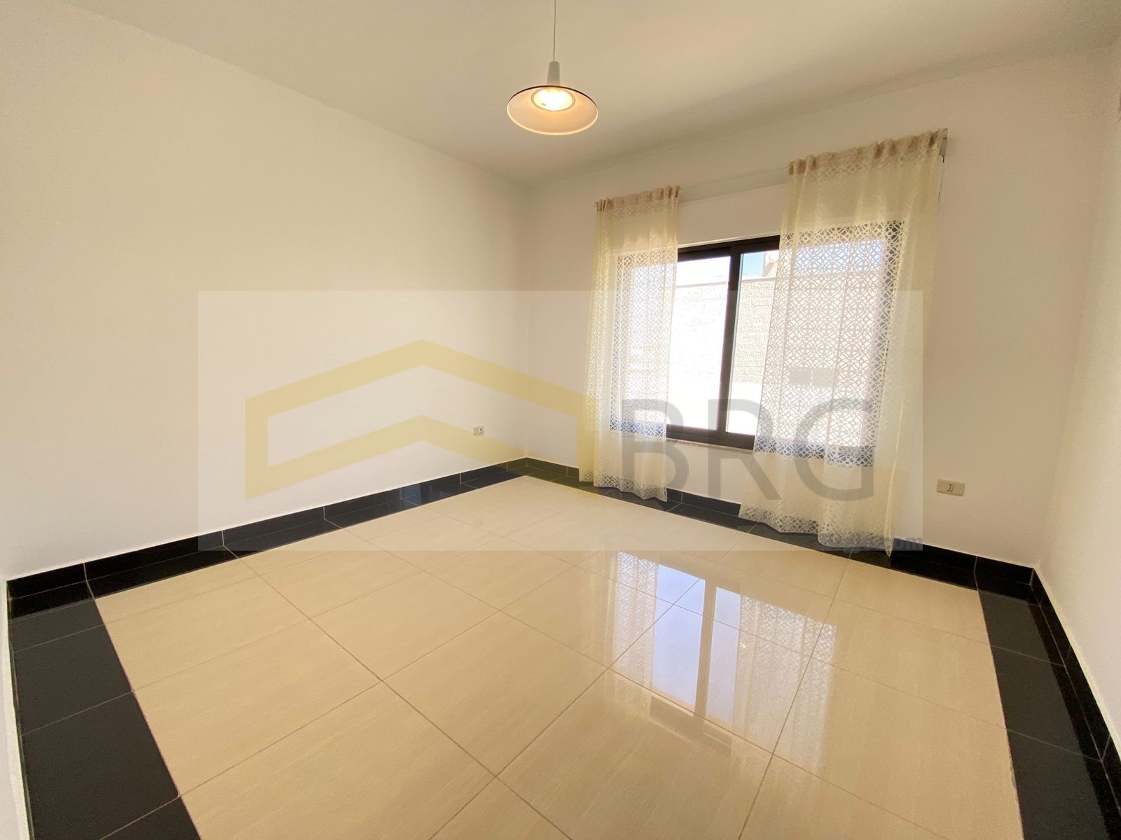 ffda2552-73ac-4cf1-9691-f7f96ffa9ba4