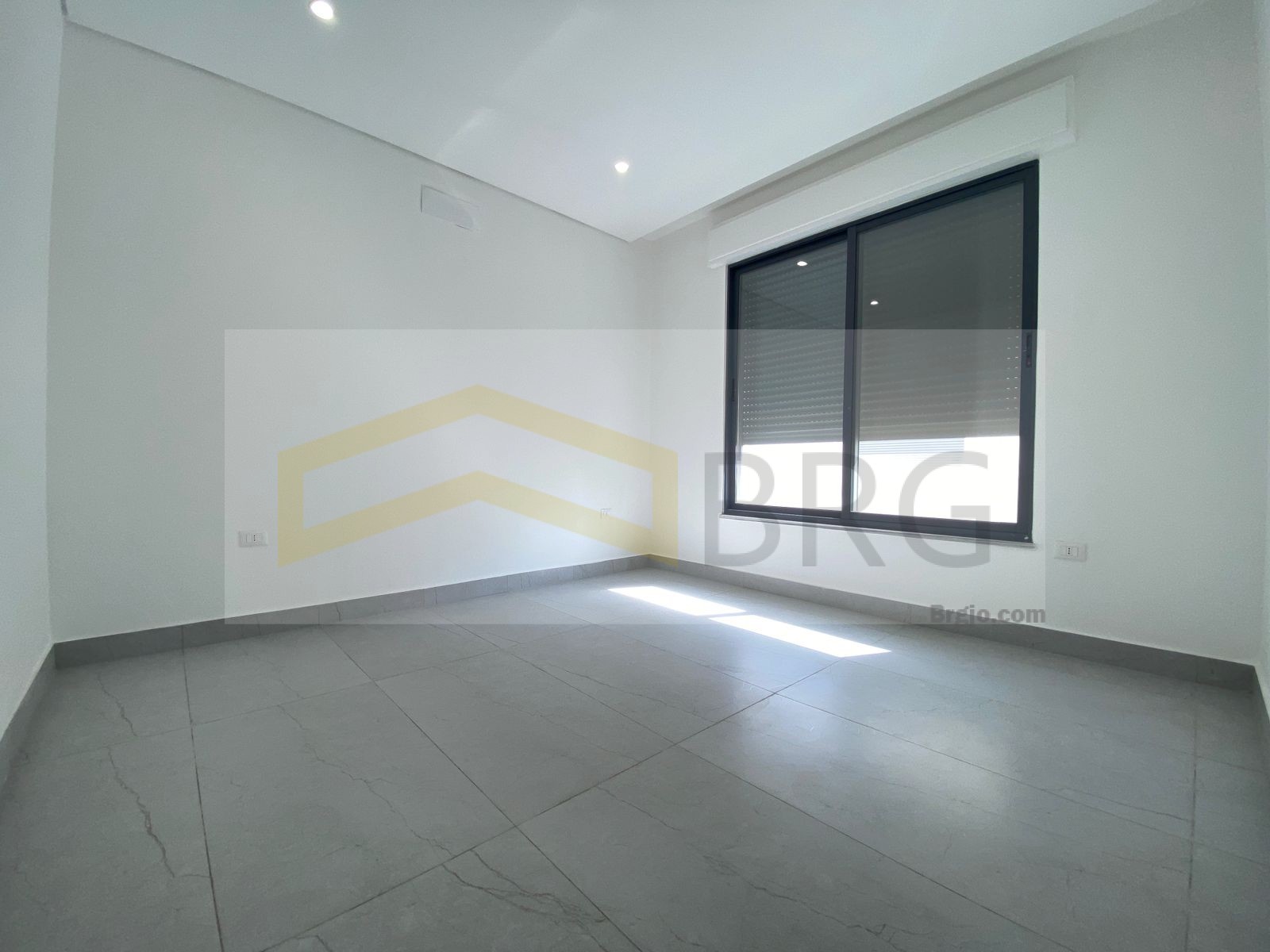 03cd2958-8702-4392-8438-fd6672174039