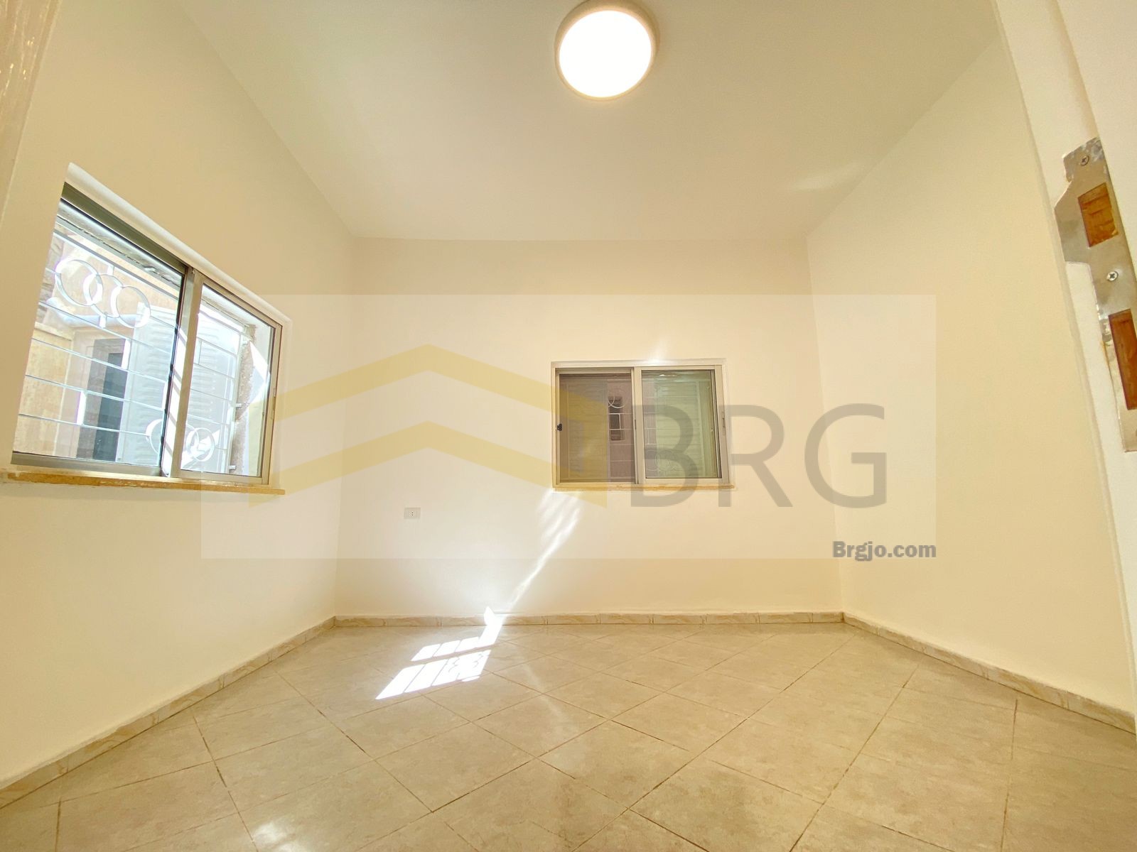 0b59ca19-f388-45d7-9be3-09abab2fd51f