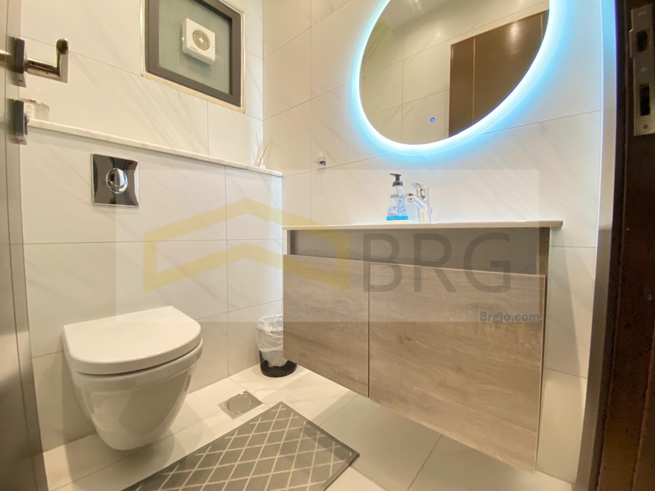 0dd4c2d2-5889-4dcd-a0fc-b4ddf1dab10c