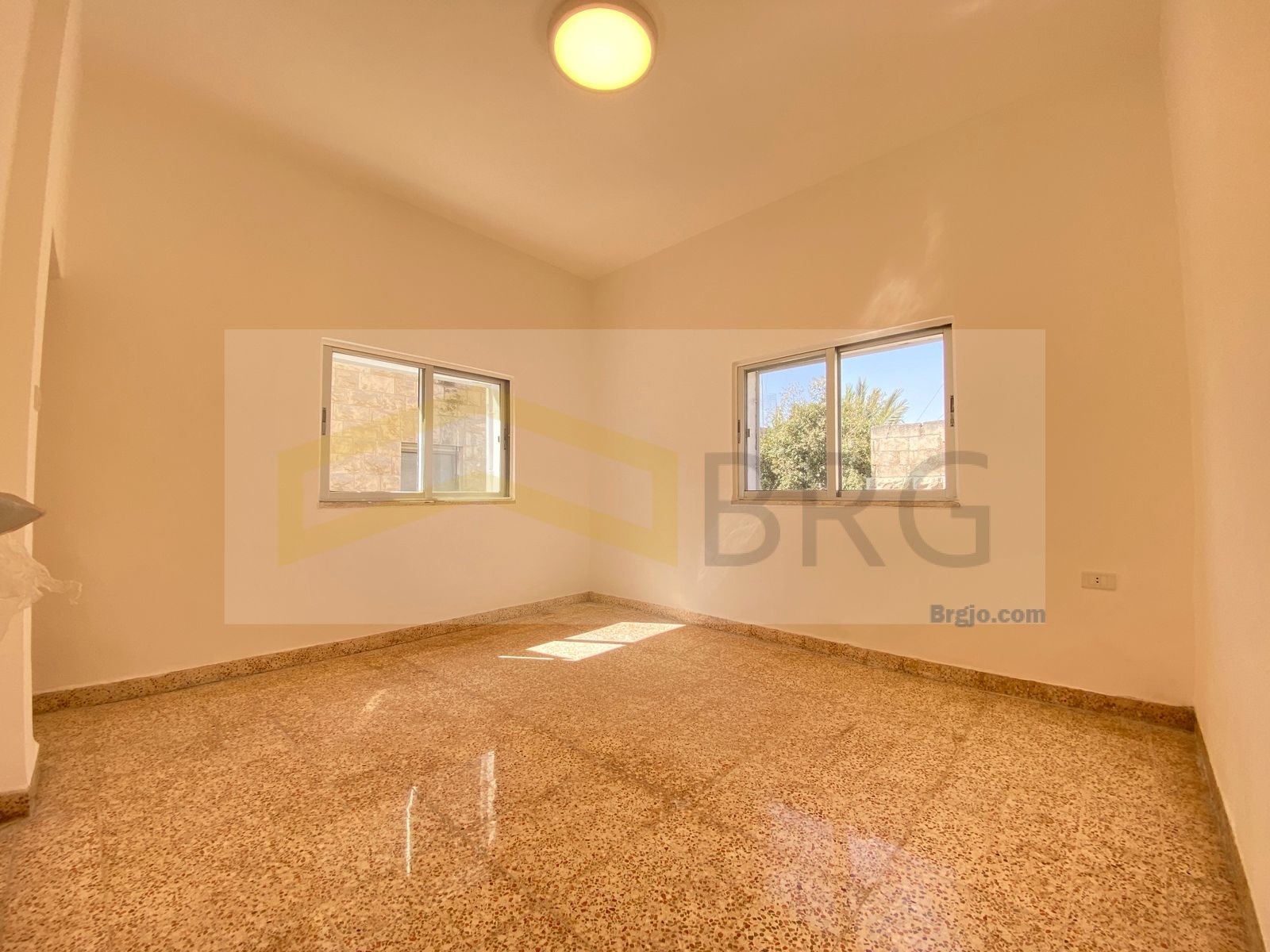 0e84e507-a0e8-469a-89c0-2b0f261efed5 (1)