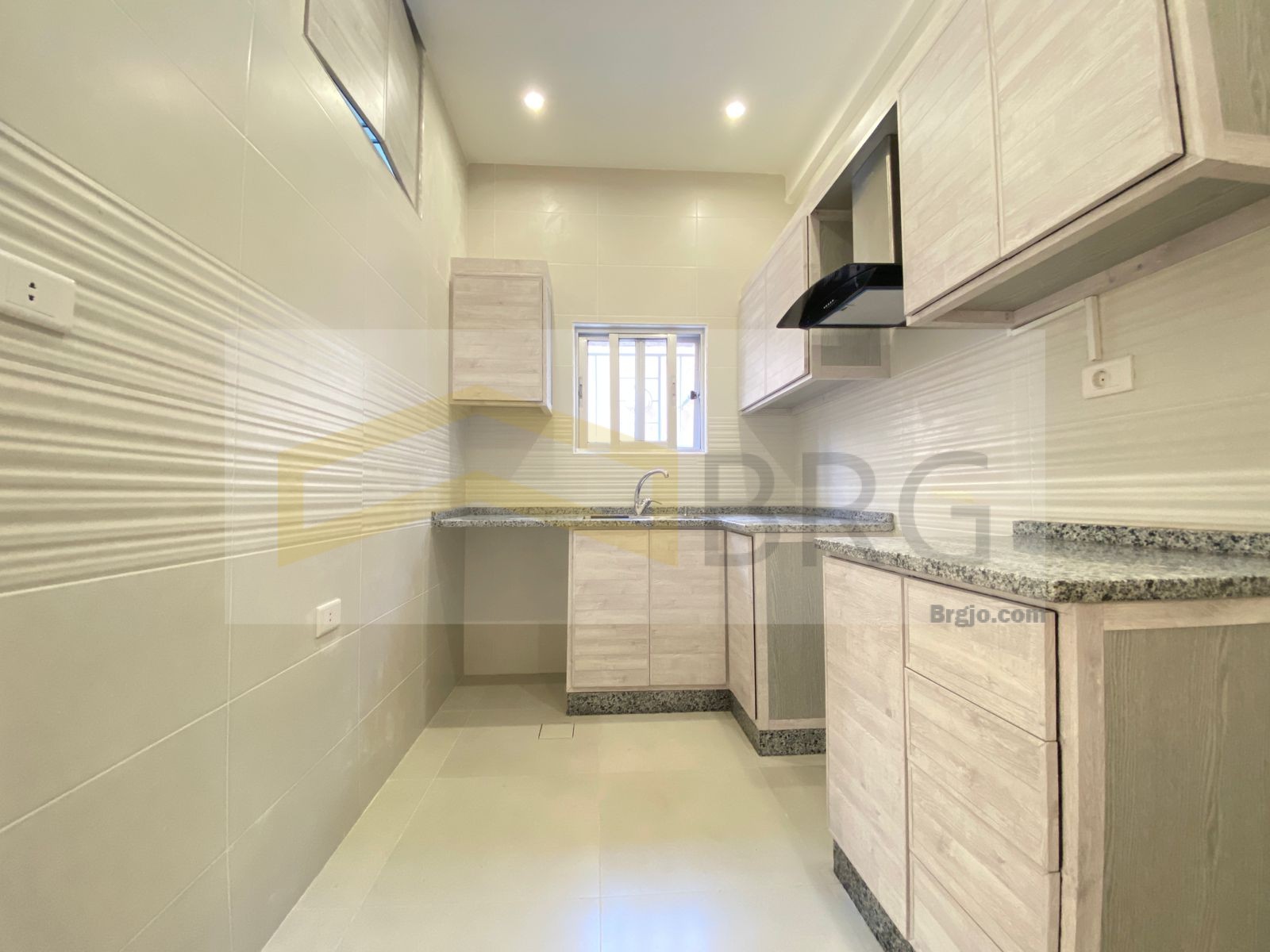 0f66969e-8a16-4ff6-8941-a2577b239fdc